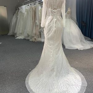Brand new wedding dress